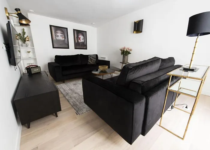 Voyageur Sans Bagage פריז